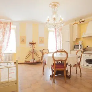 Appartement Relais De La Place, Desenzano del Garda