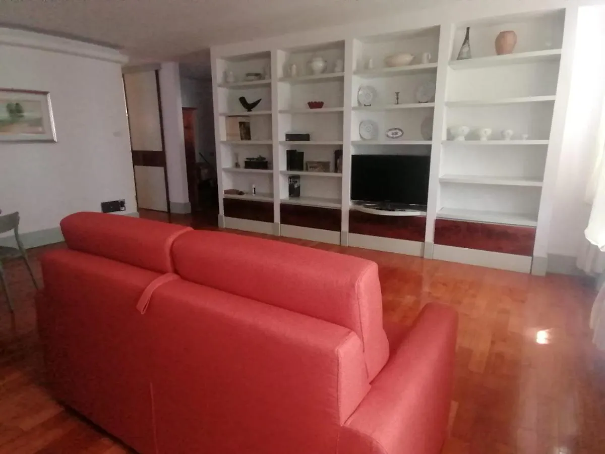 Le Finestre Sugli Ulivi Apartment Desenzano del Garda 0*,  Italy