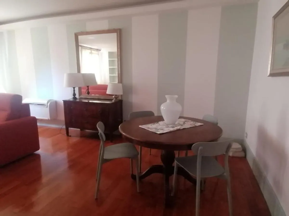 Le Finestre Sugli Ulivi Apartment Desenzano del Garda