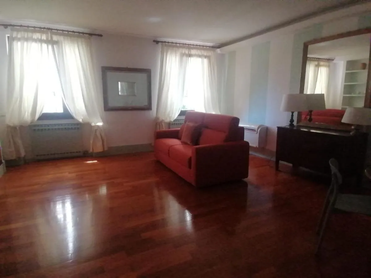 Le Finestre Sugli Ulivi Apartment Desenzano del Garda Italy