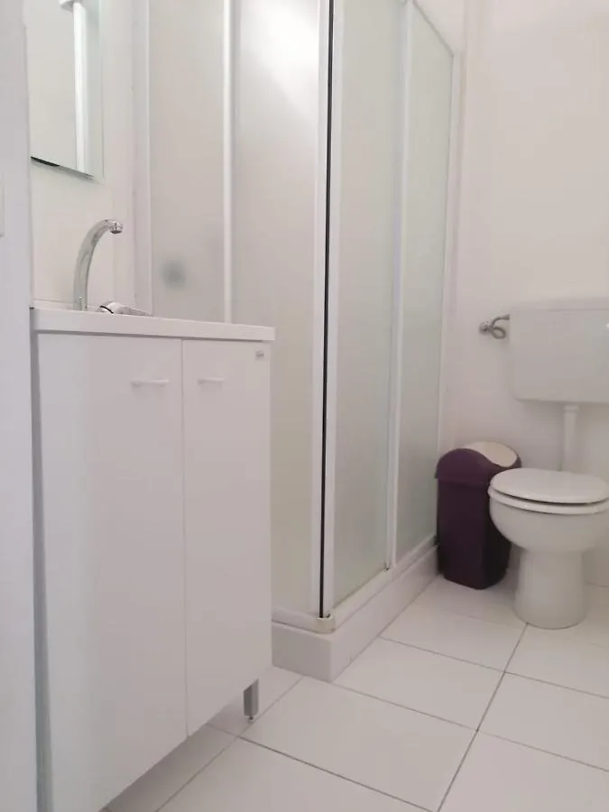 Le Finestre Sugli Ulivi Apartment Desenzano del Garda Italy