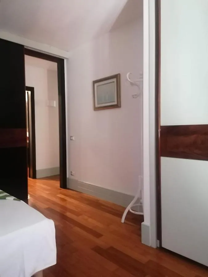 Le Finestre Sugli Ulivi Apartment Desenzano del Garda